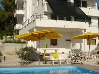 Goja Apartament *