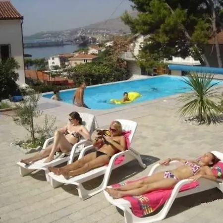 Goja Apartament *